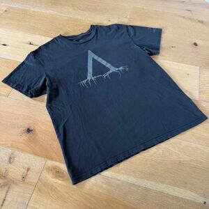 Arc'teryx Black T-Shirt with Center “A” Design Size L